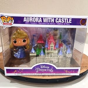 Funko  Aurora with Castle Vinyl Figure